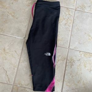 North face cropped leggings